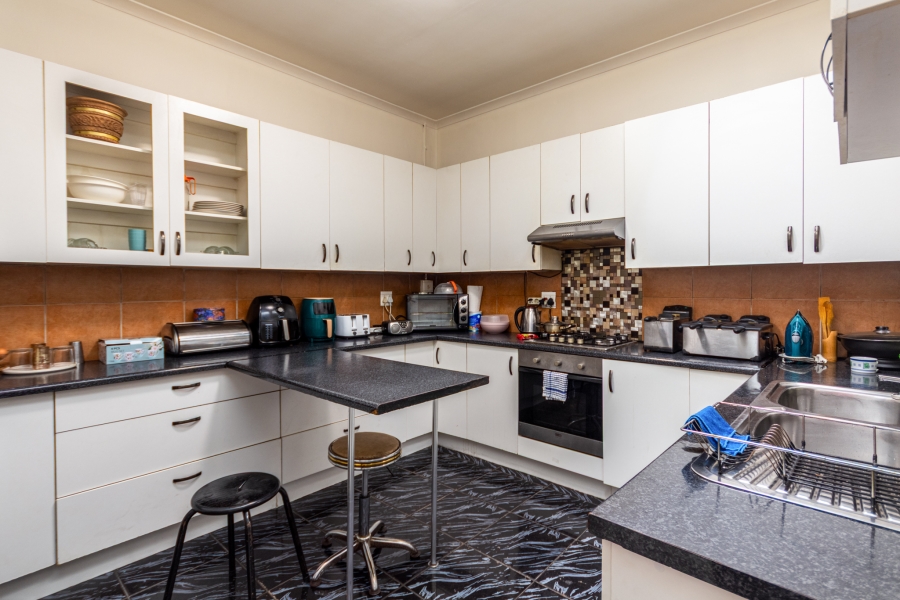 3 Bedroom Property for Sale in Woodstock Western Cape